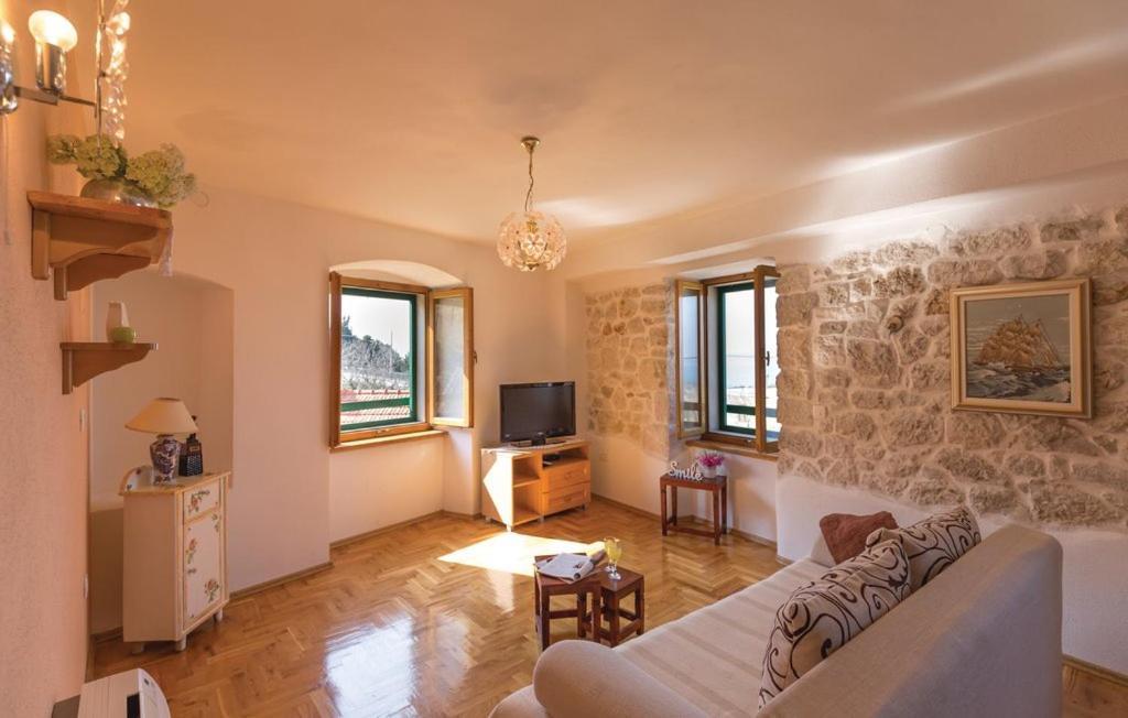 Farm Stay Feniks Tučepi Zewnętrze zdjęcie