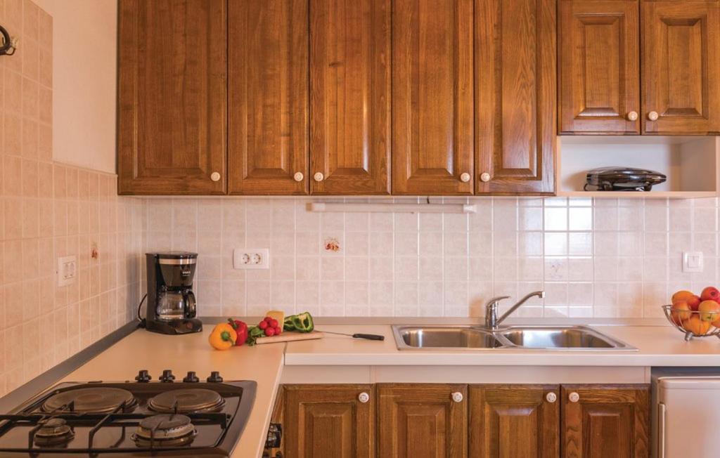 Farm Stay Feniks Tučepi Zewnętrze zdjęcie
