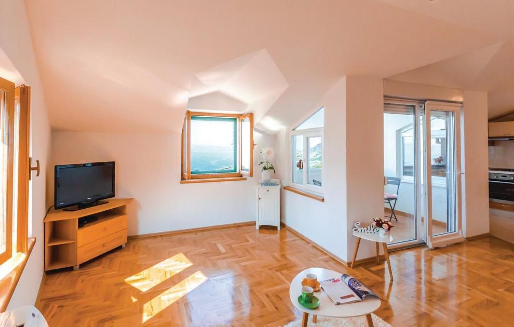 Farm Stay Feniks Tučepi Zewnętrze zdjęcie