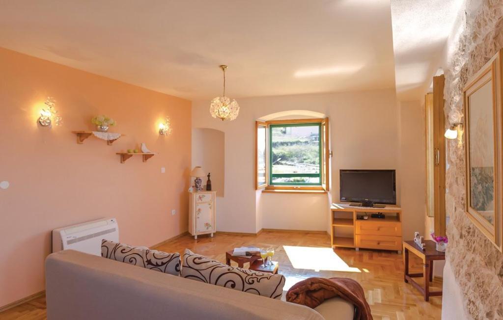 Farm Stay Feniks Tučepi Zewnętrze zdjęcie